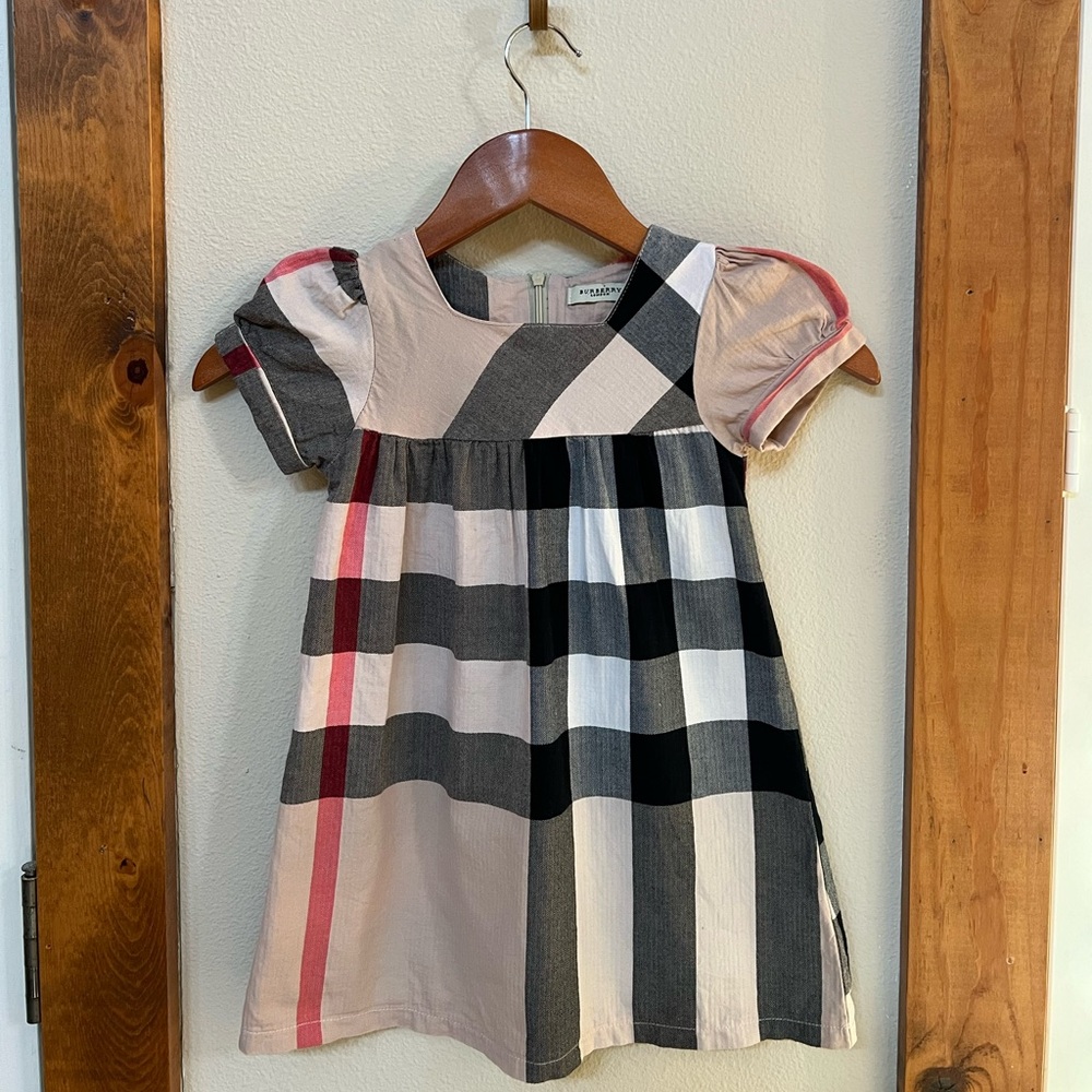 Girls’ Dress Tag says Burberry